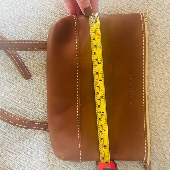 Portland leather mini crossbody purse - Picture 5 of 9